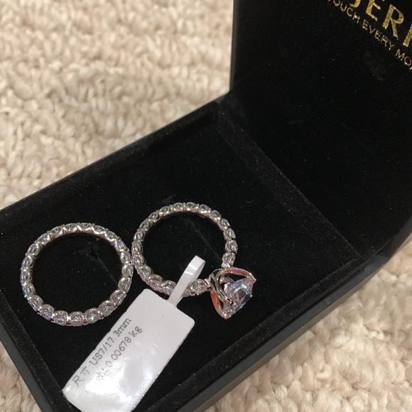 Lajerrio White Sapphire Bridal Set - Picture 5 of 6